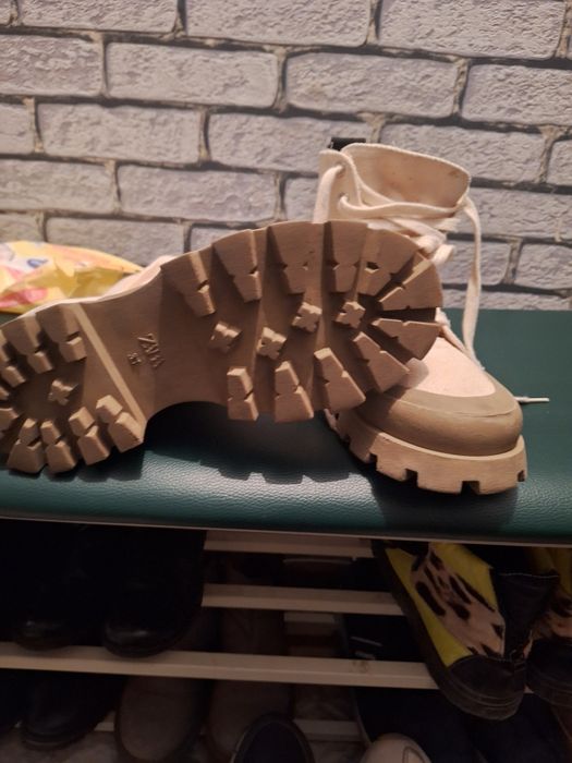 Продам очень модный обувь