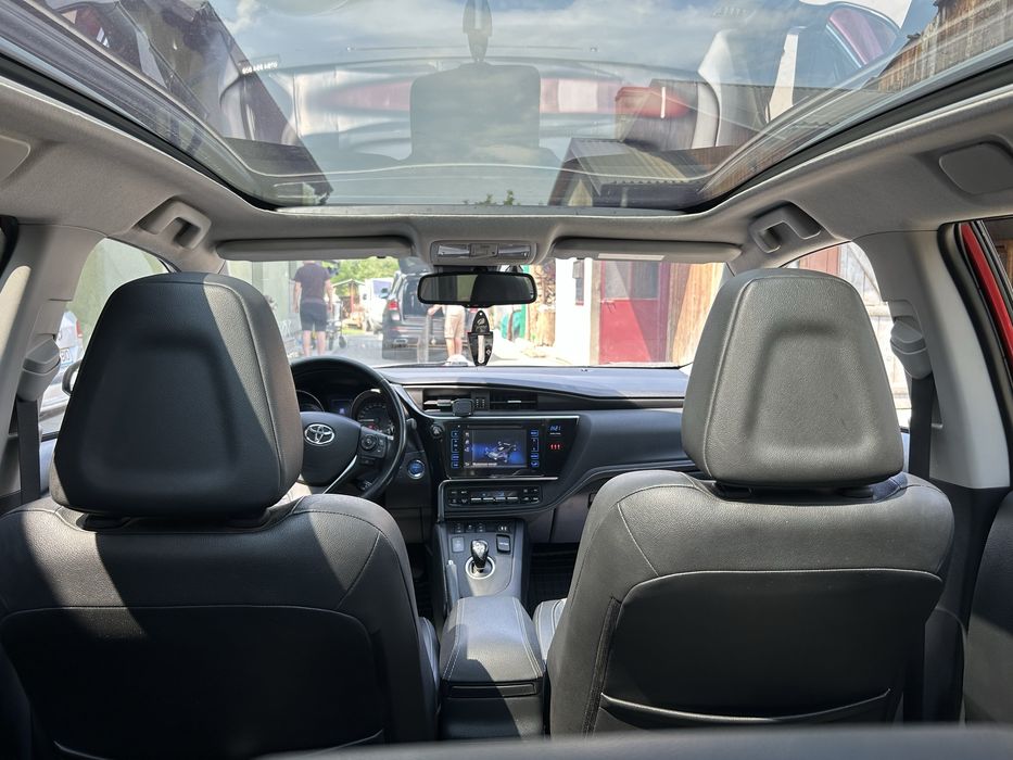 Toyota Auris 1.8 Hybrid