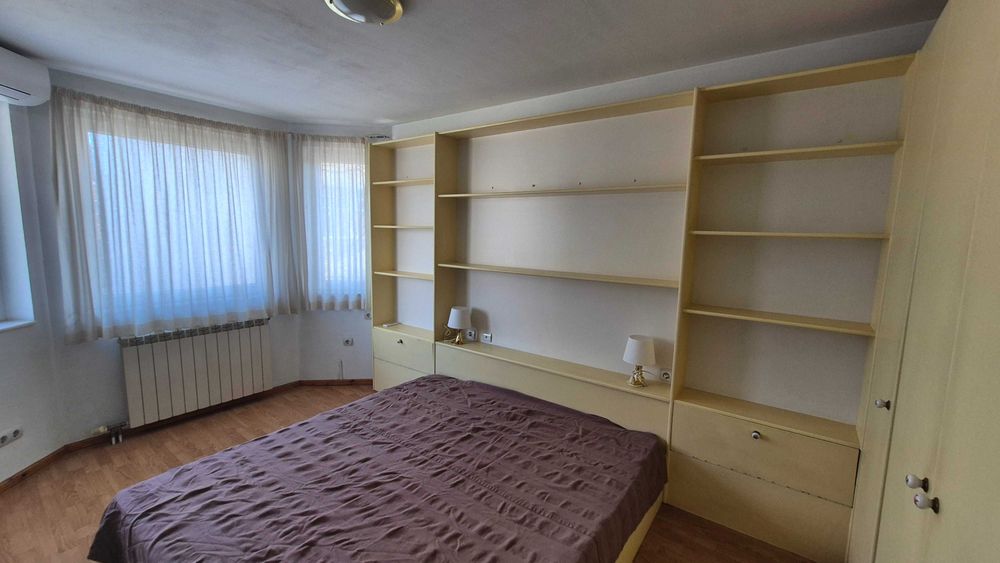 Дава се под наем Тристаен апартамент в София, Център - 111 кв.м за 1346.4 € - Снимка #5