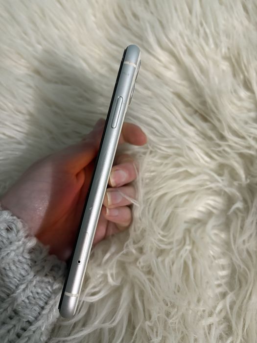 Iphone 11. Перфектно техническо състояние