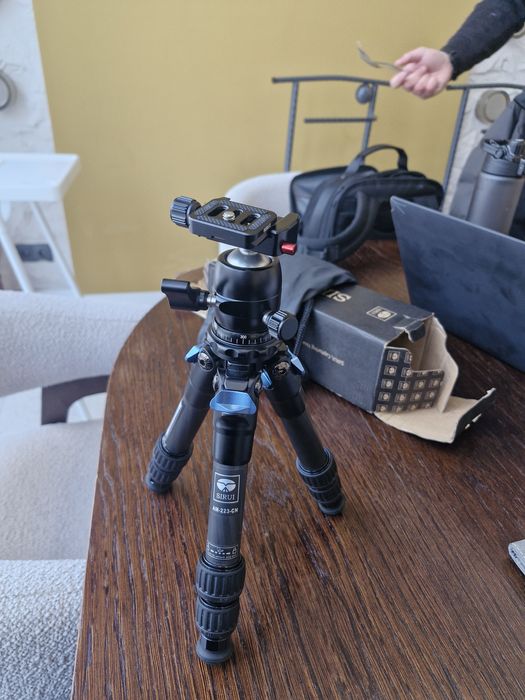 Штатив Sirui AM-223