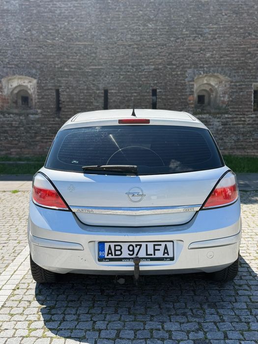 Opel Astra H 1.3 CDTI 90 cai/6 trepte (DISTRIBUTIE LANT)