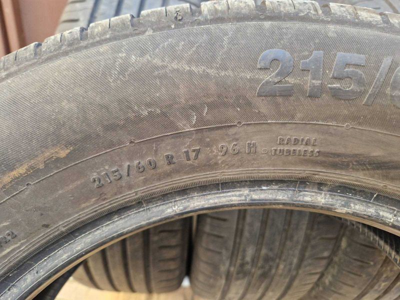 4 Continental R17 215/60
летни гуми 
DOT0419