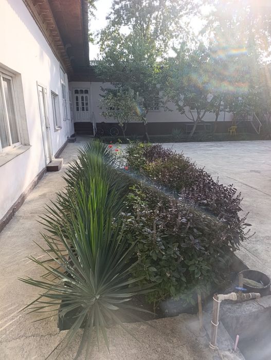 Уй сотилади Хонободда