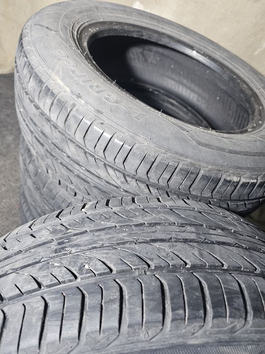 Продам шины 195/65R15