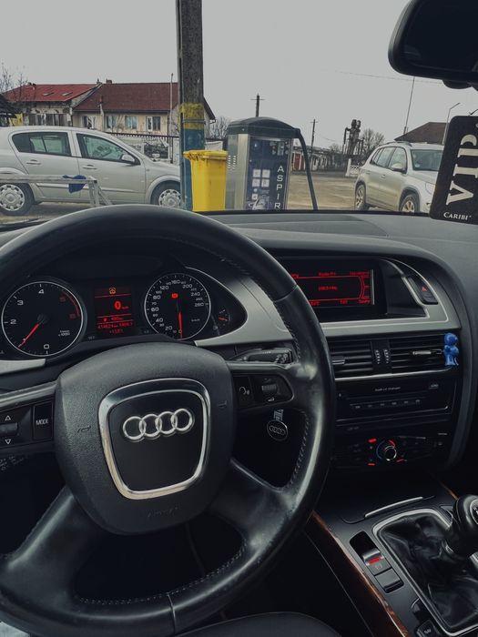 Vând Audi A4 B8 2.0TDI