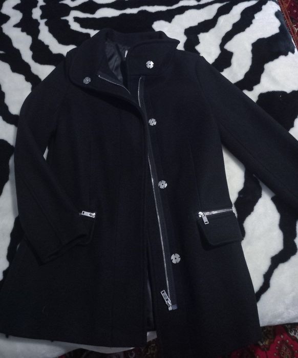 Kurtka palto sotiladi narxlari opisanyada