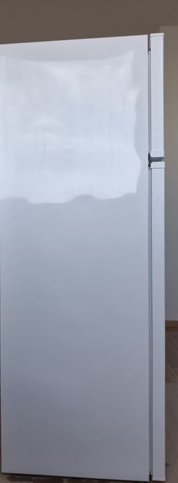 Хладилник Indesit(Индезит)