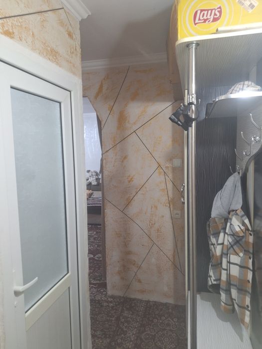 Текистил 11 мактаб олдида 2 хонали