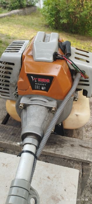 Триммер бензо Kedr k 64301 продам
