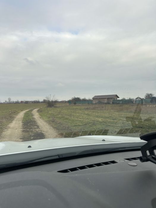 Teren de vanzare sau inchiriere,2400 mp