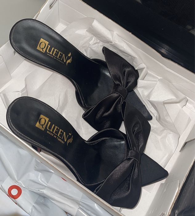 Saboti,sandale stiletto