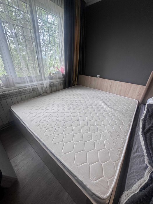 Продам 2-местную кровать 160*200