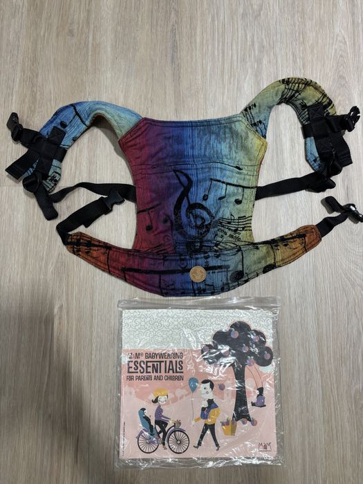 Sistem de purtare model pentru copii, similar cu Lenny Lamb Symphony