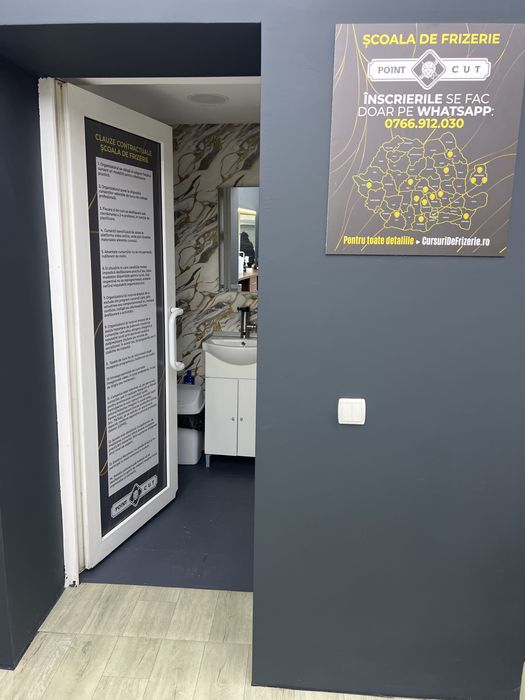 Tuns gratuit in cadru Scolii de Frizerie