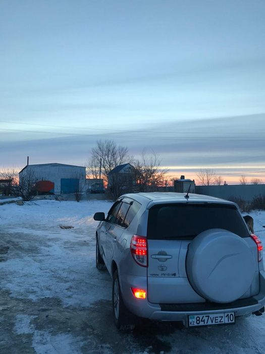 Продам RAV 4  2012 года