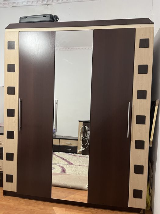 Спальный гарнитур