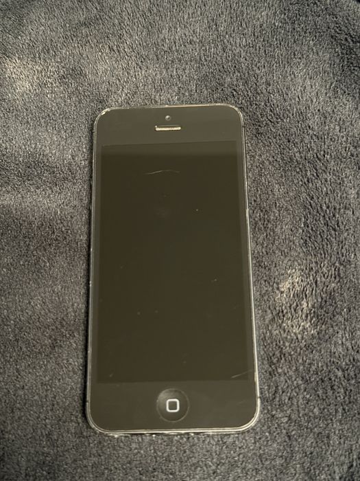 iPhone 5 Black iOS 8.4.3