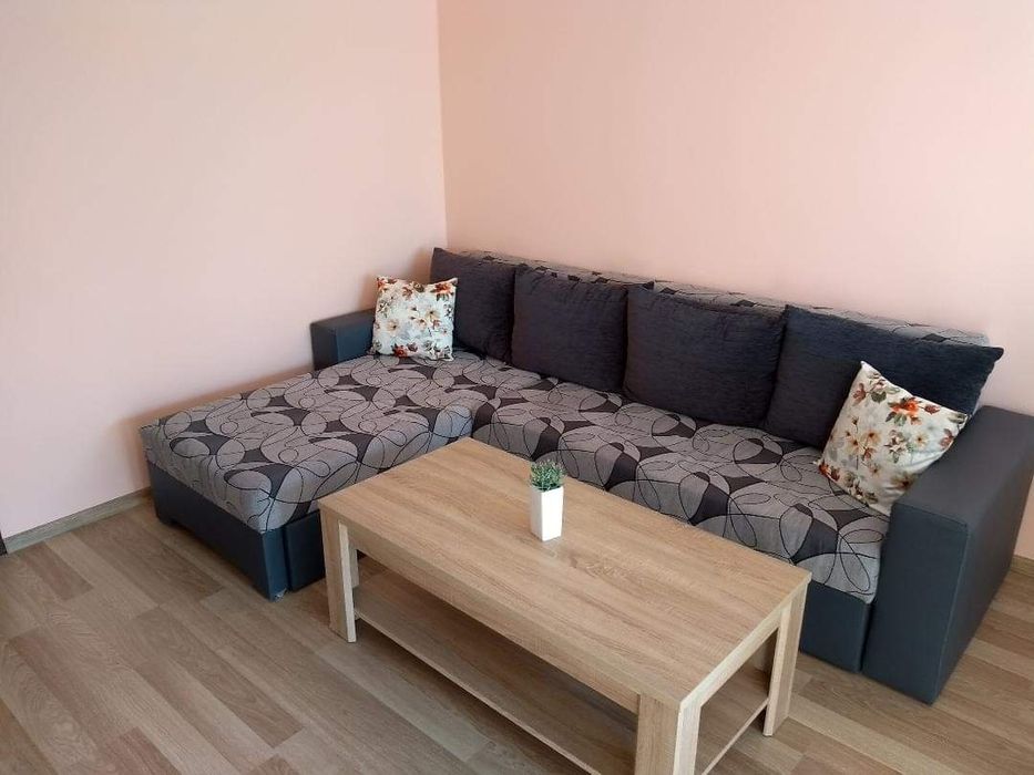 Дава се под наем Тристаен апартамент в Пловдив, Тракия - 74 кв.м за 382.5 € - Снимка #1