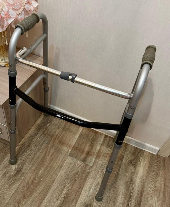 Ходунки для взрослых