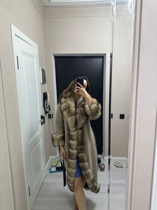 пальто натуральным мехом