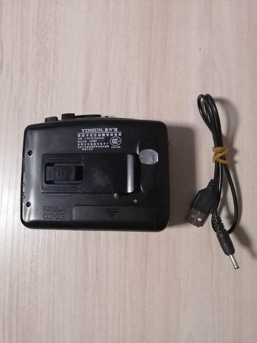 Продам Музыкальный YlNSUN .На запчасти.