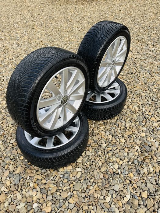 Vând Jante Originale Vw 5x112 cu cauciucuri noi 225/45/17 (94V)