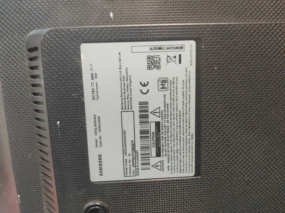 Tv led Samsung UE32J4000AW display spart Ploiesti • OLX.ro