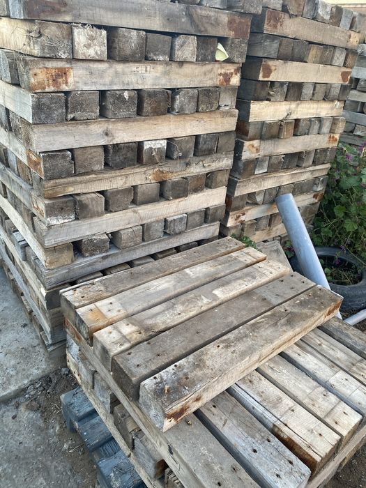 Продам брусы метровые