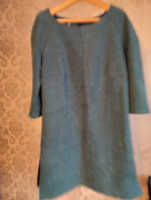 Продам платья р48.