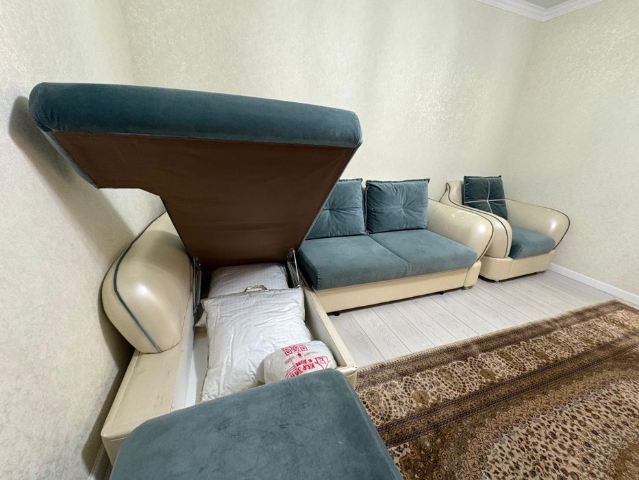 Продам диван угловой