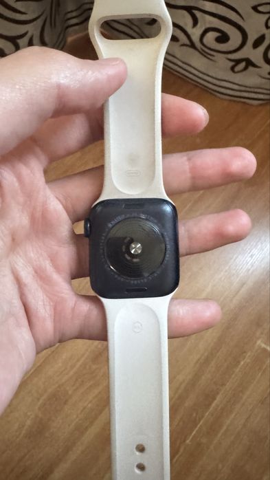 Apple watch SE 40mm GPS 2nd gen