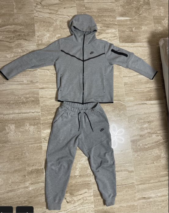 Trening Nike tech fleece original
