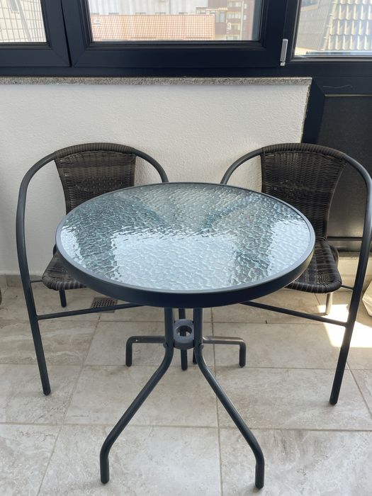 Set masa sticla + 2 scaune gradina