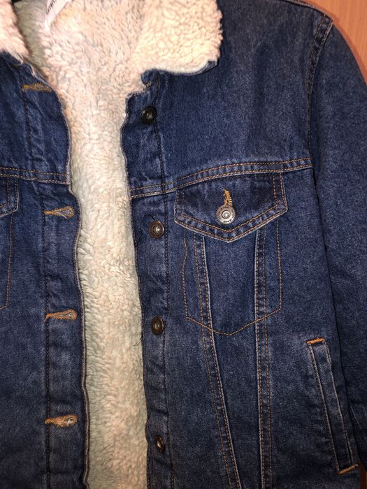 Джинсовая куртка с мехом