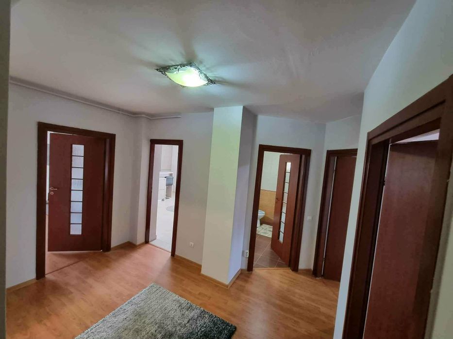 Apartament de inchiriat