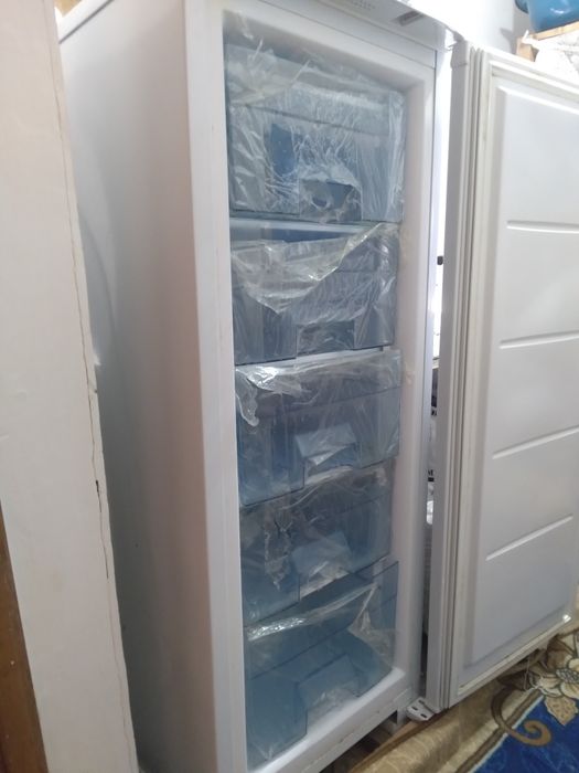 Продам морозилник