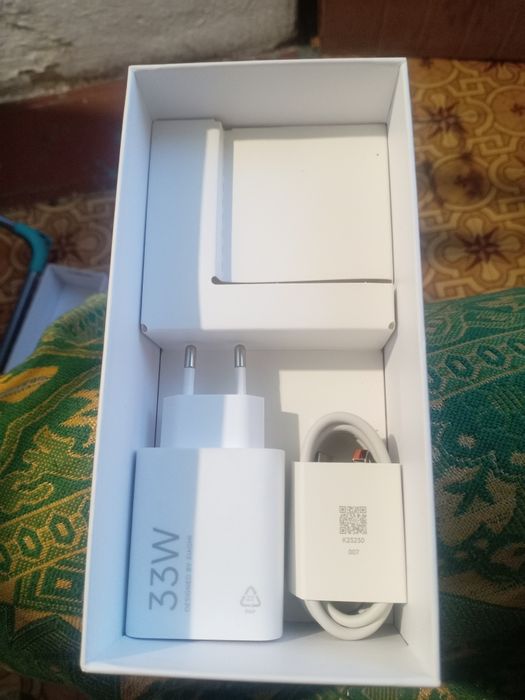 Продам телефон Redmi Note14