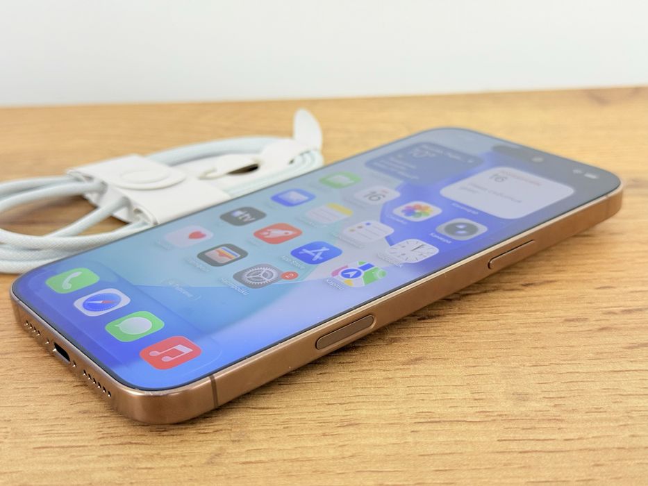 iPhone 16 Pro Max 98% батерия