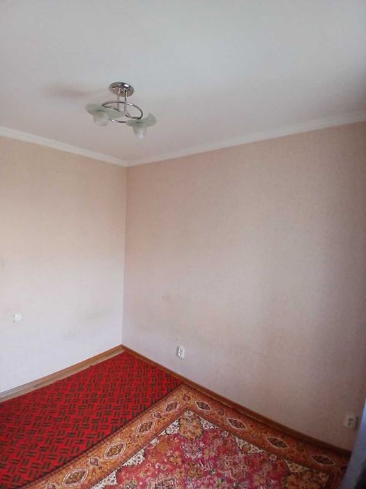 Продаётся 2 комнатная квартира С ремонтом  и мебель техникой / кирпич