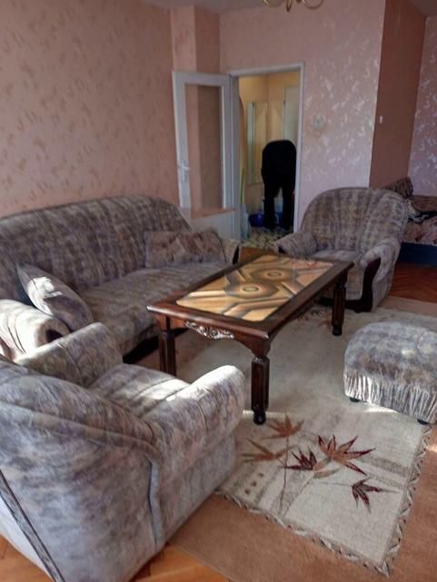 Дава се под наем Тристаен апартамент в София, Младост 4 - 105 кв.м за 675 € - Снимка #1