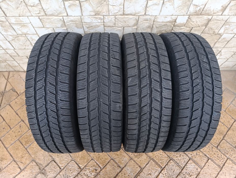 Зимни гуми Continental 225/75/16 C 121/120