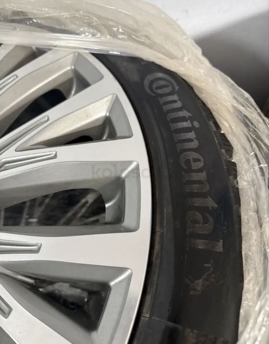 Продам диски ауди (audi) + шины (шипы)