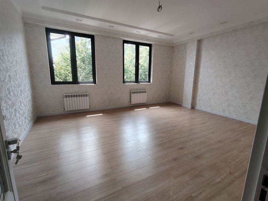 Tanhause stilidagi kotejlar