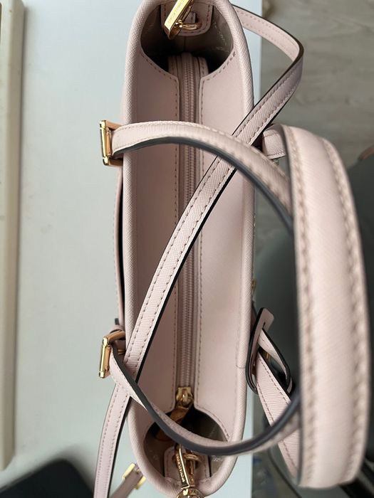 Geanta Michael Kors incapatoare noua piele safiano