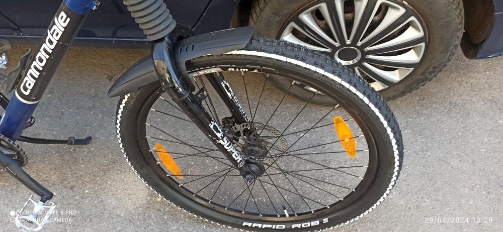 Bicicletă Cannondale  Alu foarte usoara si performantă