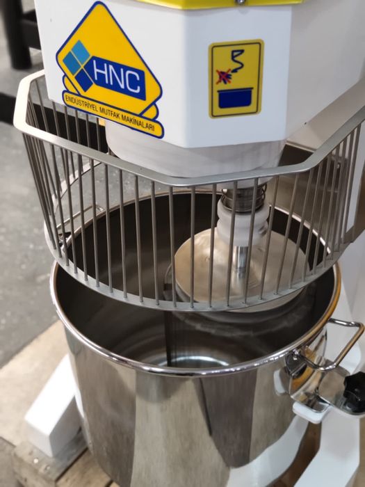 Миксер планетарный промышленый