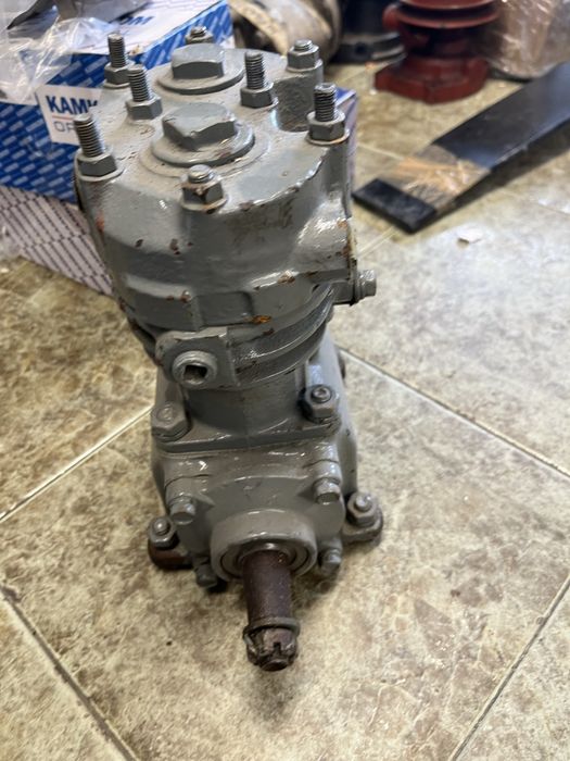 продавам компресор за зил