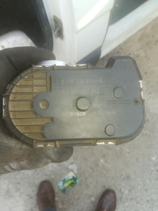 Vînd clapetă accelerație Opel vivaro