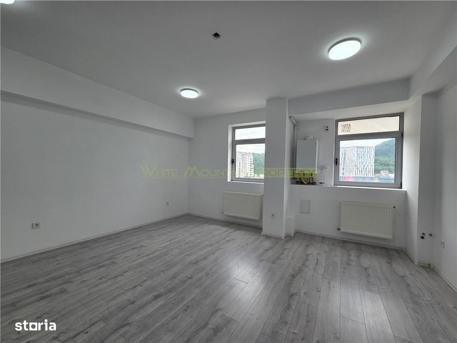 Apartament 2 camere Centrul Civic pretabil birouri